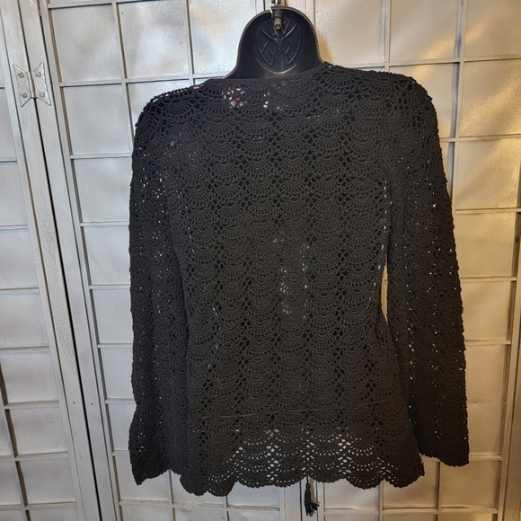 VINTAGE SK Imports hand crochet black sweater. 100% mercerized cotton. Medium - Picture 2 of 7